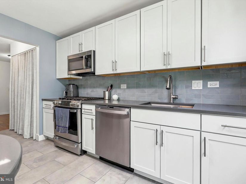 1600 Hagysford Road 2L, Penn Valley PA 19072