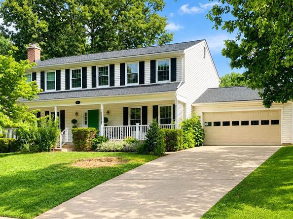 900 Barker Hill Road, Herndon VA 20170