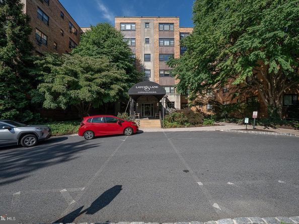 40 Old Lancaster Road 103, Merion Station PA 19066