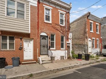 1924 N Darien Street
