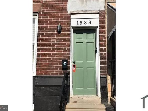 1538 S Dover Street, Philadelphia PA 19146