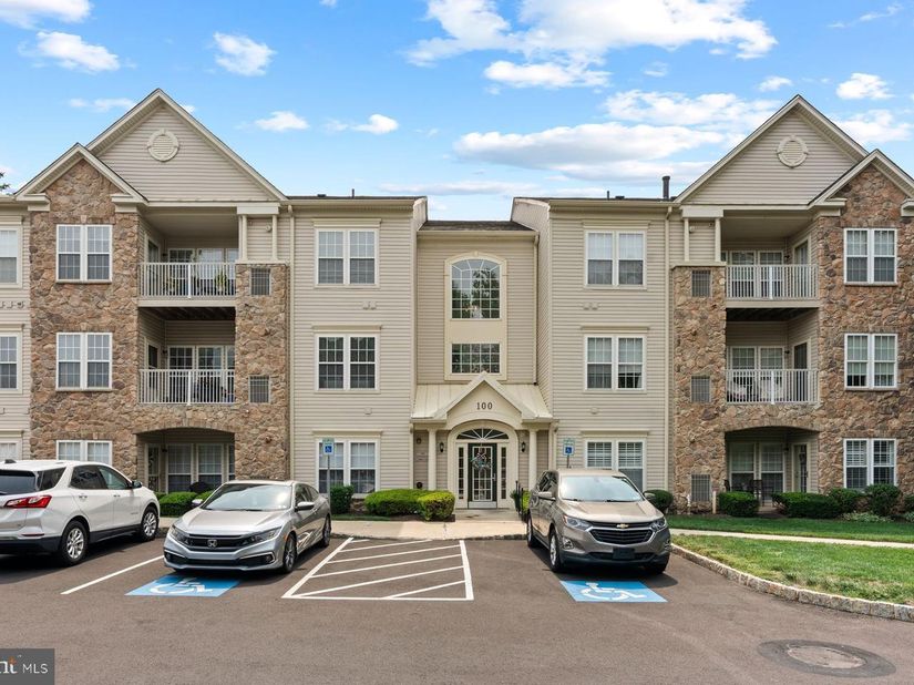 100 Douglas Fir Drive 102, Warrington PA 18976