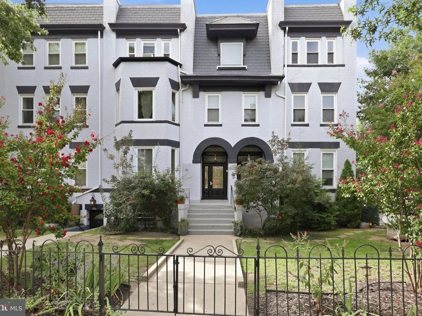 1038 Lamont NW 3B, Washington DC 20010