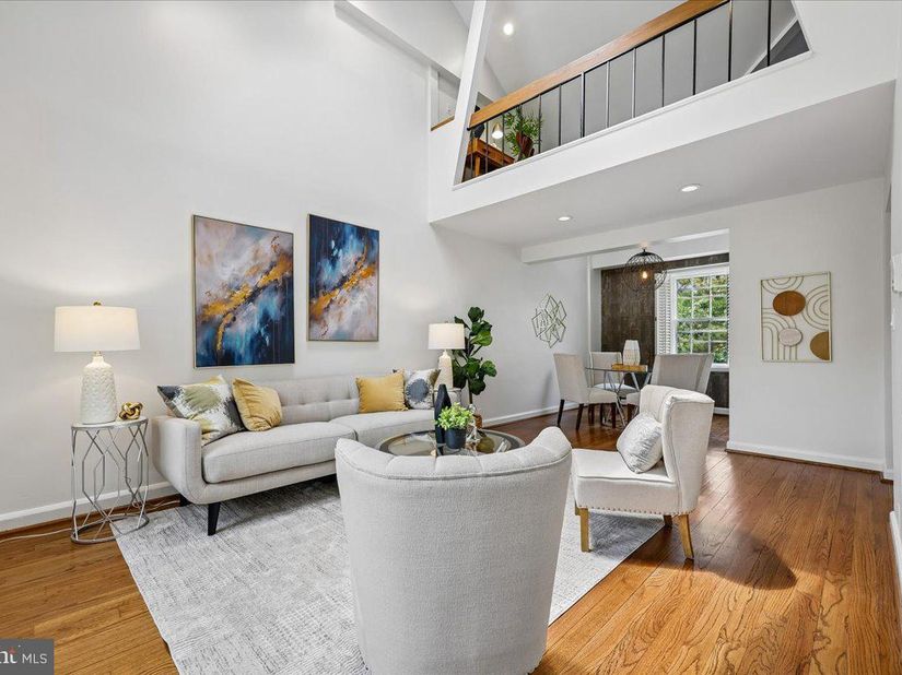 3621 39TH Street NW E323, Washington DC 20016