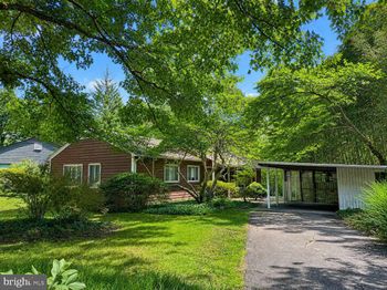 7108 Wilson Lane