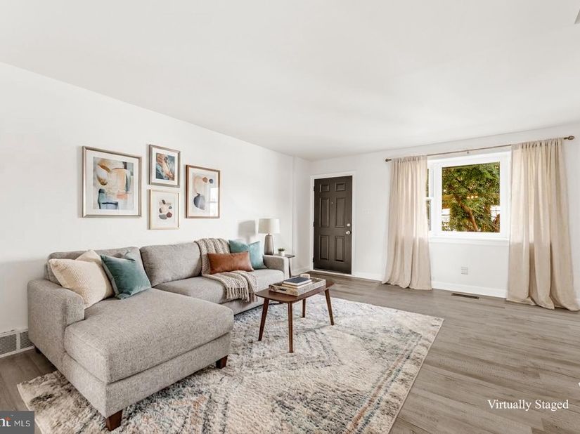 8713 Jackson Street, Philadelphia PA 19136