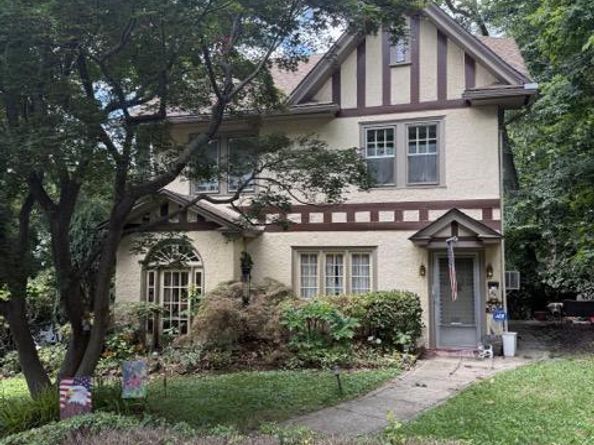 620 Beechwood Drive, Havertown PA 19083