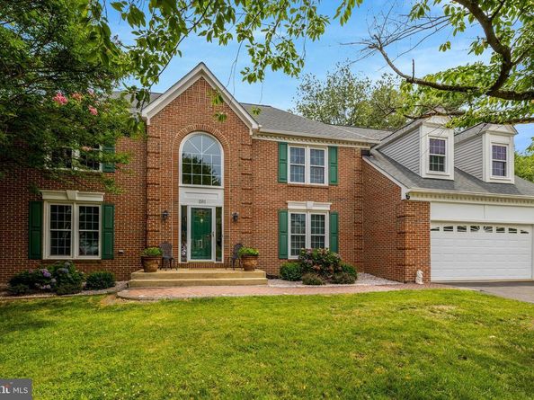 1501 Snowflake Court, Herndon VA 20170