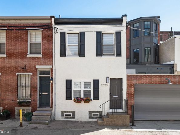 2320 Manning Street, Philadelphia PA 19103