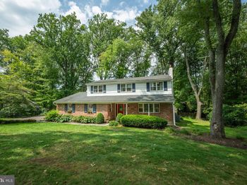 1019 Lafayette Drive