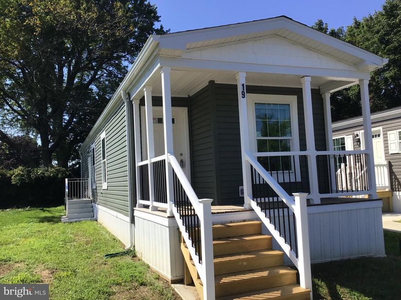 19 Kennedy Drive, Fairless Hills PA 19030