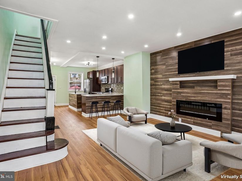 1031 S Ithan Street, Philadelphia PA 19143