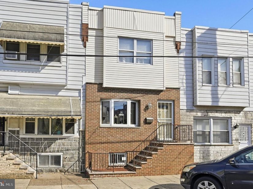 927 W Shunk Street, Philadelphia PA 19148