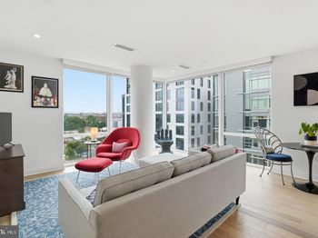 37 L Street SE