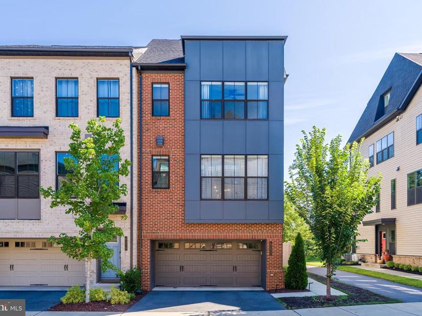6277 Edsall Road, Alexandria VA 22312