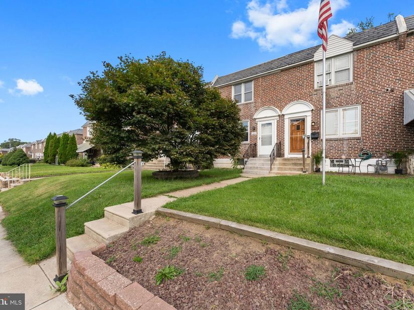 105 N Bishop Avenue, Clifton Heights PA 19018