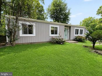 2215 Sanibel Drive