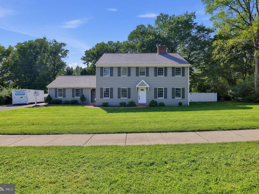 597 Barn Drive, Yardley PA 19067