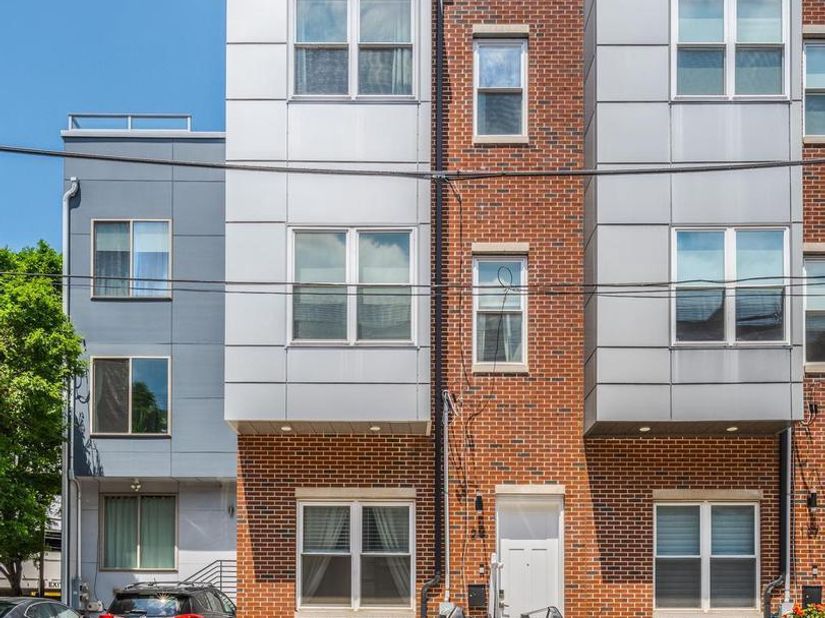 129 W Allen Street, Philadelphia PA 19123
