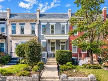 449 Luray Place NW