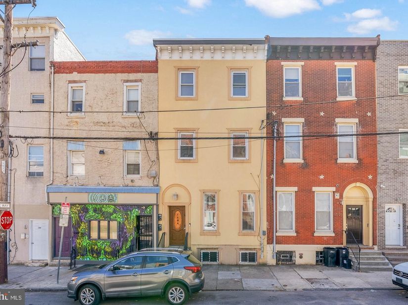 1504 Brown Street, Philadelphia PA 19130