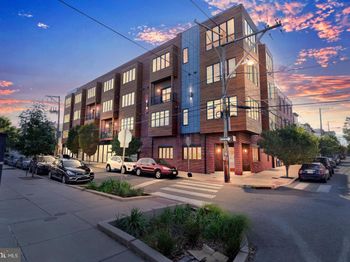 1247 E Columbia Avenue