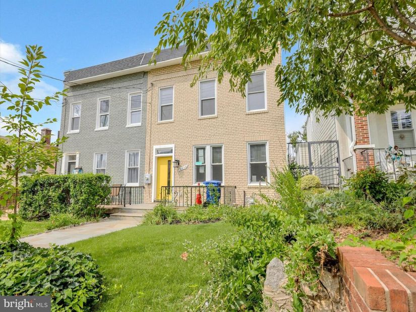4210 4TH Street NW, Washington DC 20011