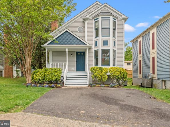 8405 Hollis Lane, Vienna VA 22182