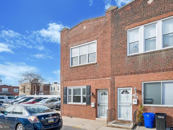 2729 Reed Street, Philadelphia PA 19146