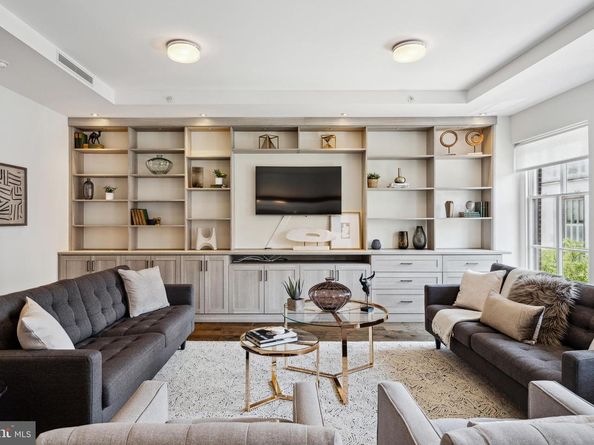 233 Chestnut Street 4, Philadelphia PA 19106