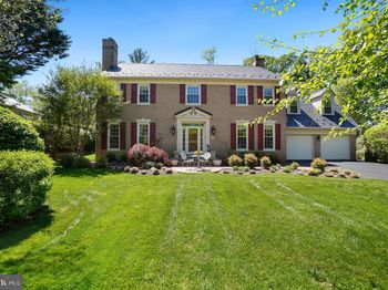 10 Meyer Point Court