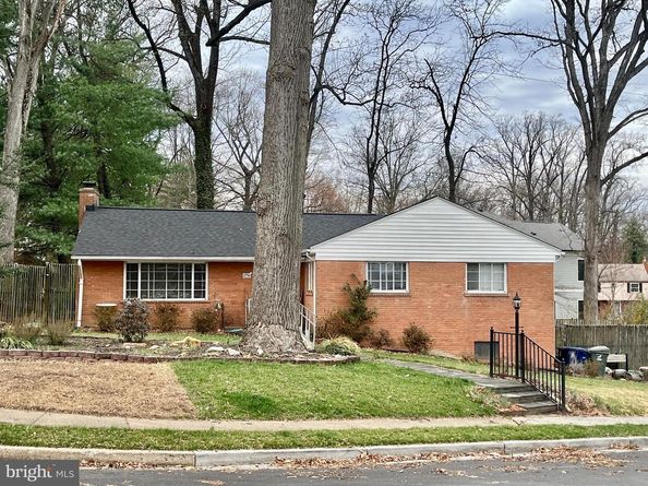 2750 N Wyoming Street N, Arlington VA 22213