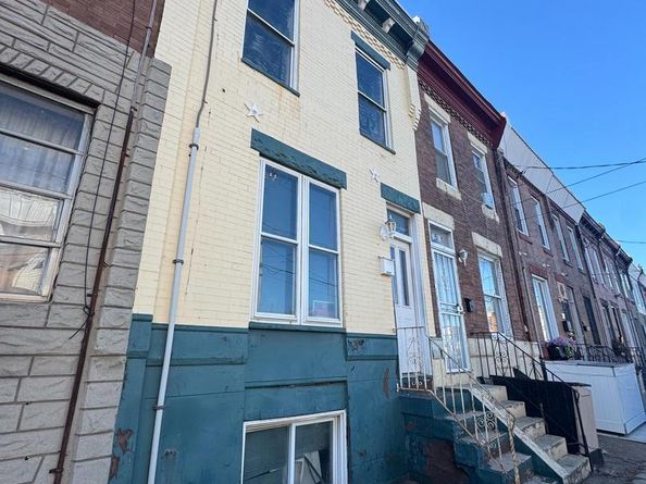 2522 S 5TH Street, Philadelphia PA 19148