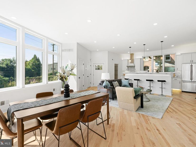 1021 S Saint Bernard Street, Philadelphia PA 19143