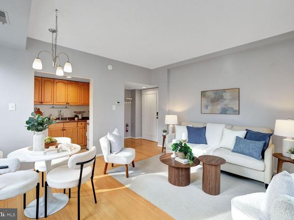 1133 13TH Street NW 704, Washington DC 20005