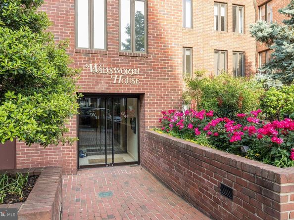 1045 31st Street NW 21, Washington DC 20007