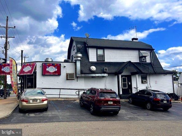 856 Chester Pike, Prospect Park PA 19076