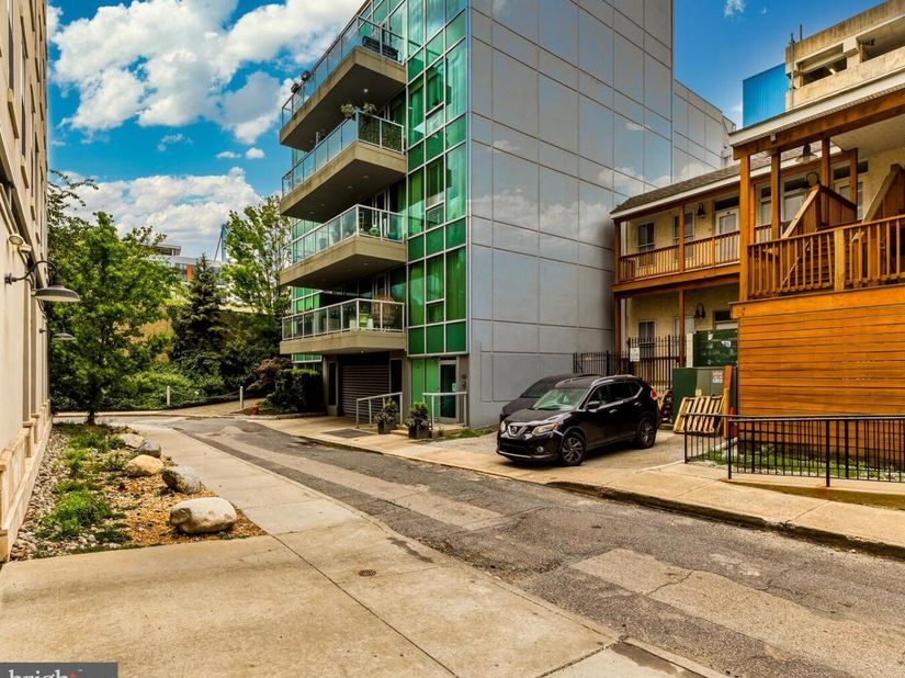 122 New Street 4D, Philadelphia PA 19106