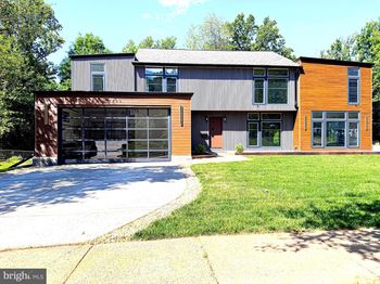 7405 Sportsman Drive