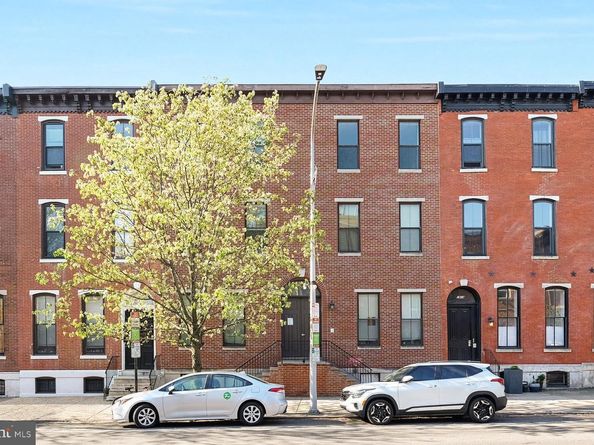 1910 Christian Street D, Philadelphia PA 19146