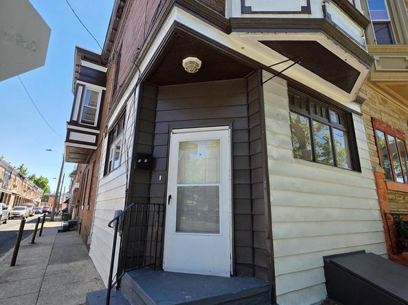 5828 W Girard Avenue, Philadelphia PA 19131
