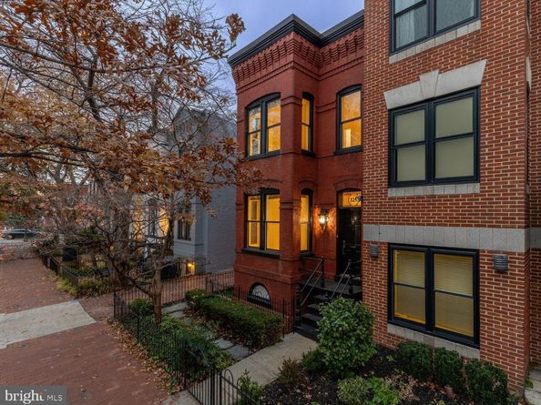 329 8TH St NE, Washington DC 20002