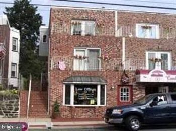 227 Macdade Boulevard