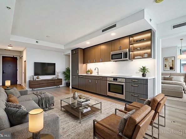 1211 Van Street SE 806, Washington DC 20003
