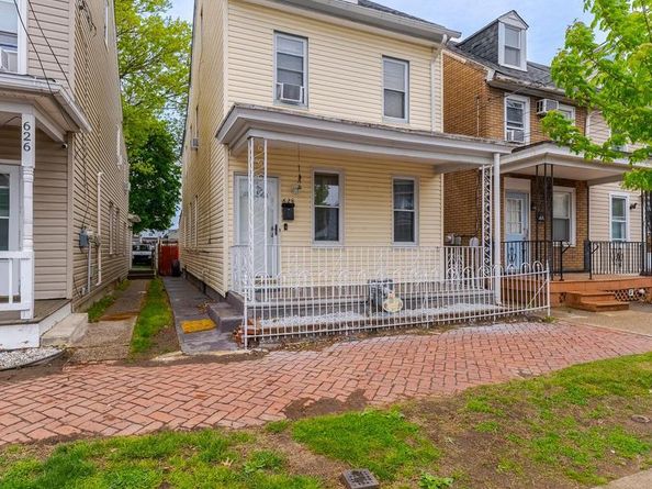 628 Pine Street, Bristol PA 19007