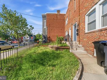 2204 16TH Street SE