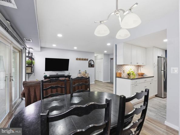 5250 Valley Forge Drive 109, Alexandria VA 22304