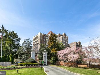 3900 Cathedral Avenue NW