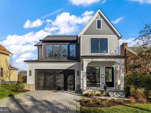 629 N Lincoln Street N, Arlington VA 22201