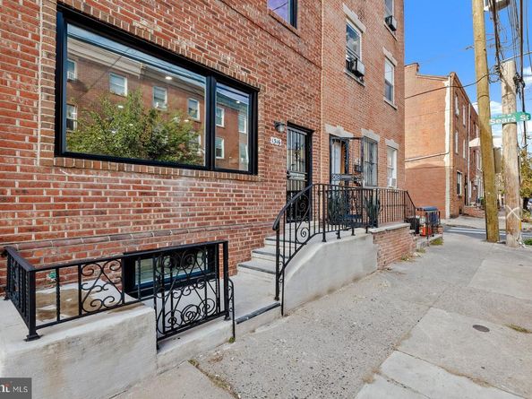 1316 S 6TH Street, Philadelphia PA 19147